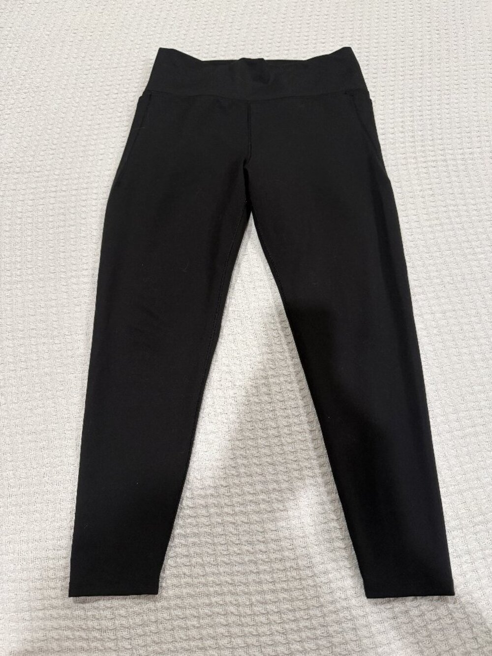 DSG Dicks Sporting Goods 7/8 black leggings - Size L - EUC